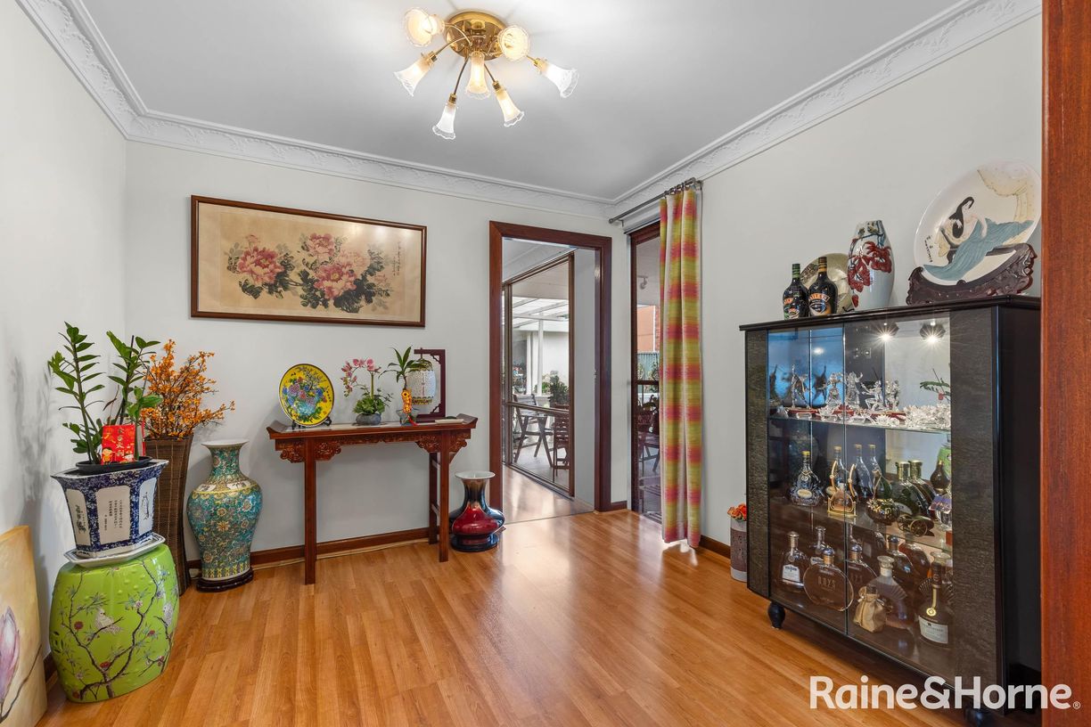 3 Bennett Street — photo 6 of 12