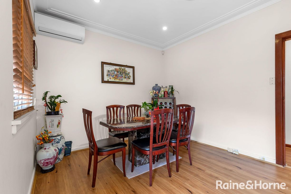 3 Bennett Street — photo 3 of 12