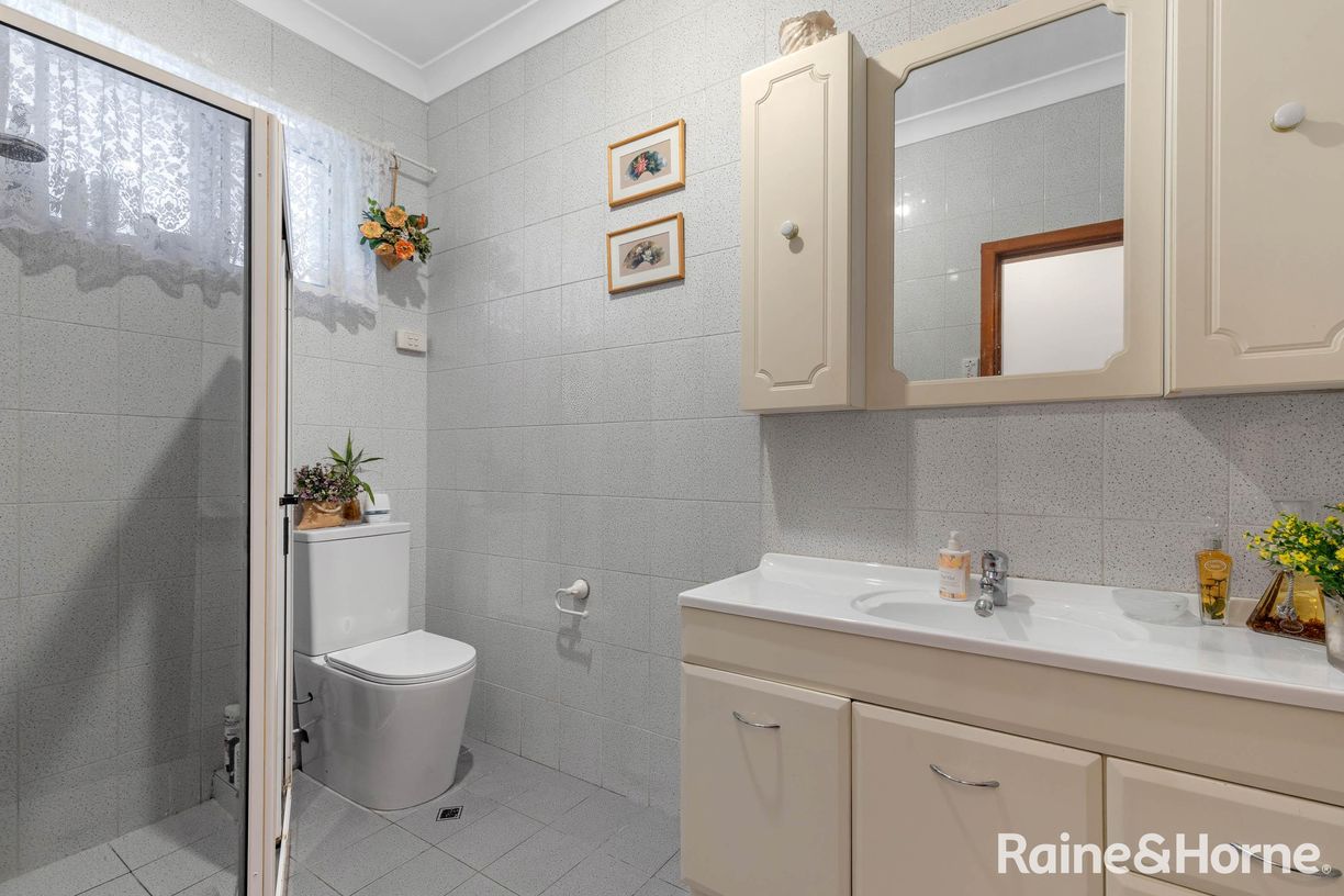 3 Bennett Street — photo 9 of 12