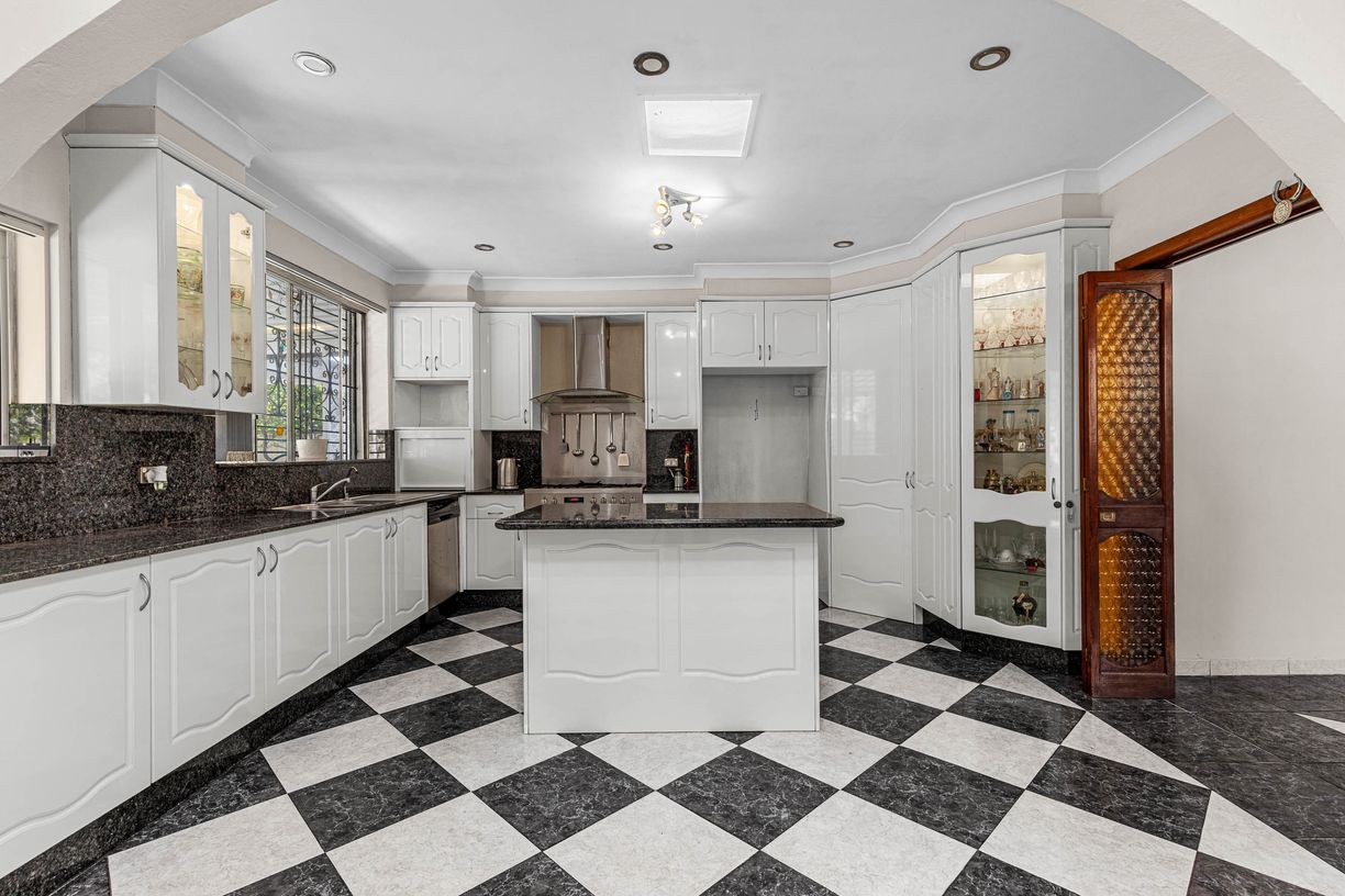 23 Narani Crescent — photo 3 of 19