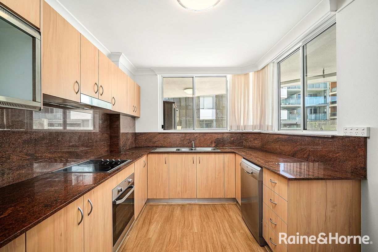 6H/36-42 Princess Street — photo 8 of 11
