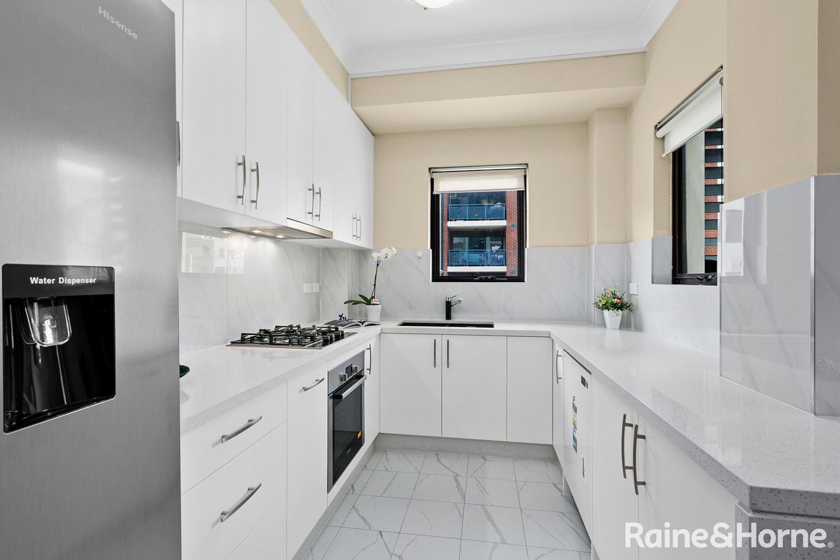 28/15-19 Belgrave Street — photo 3 of 8