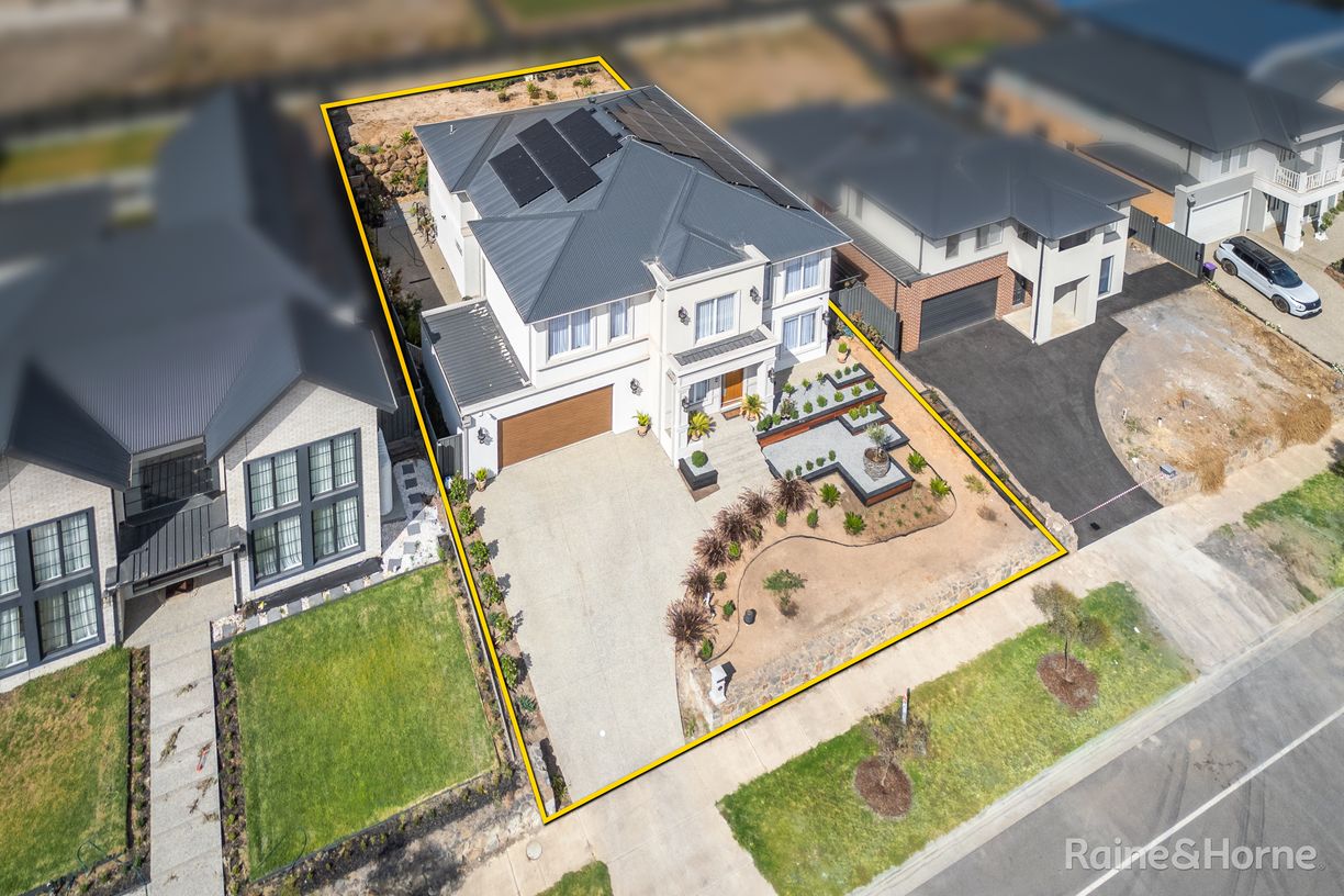 28 Iredale Promenade — photo 19 of 22