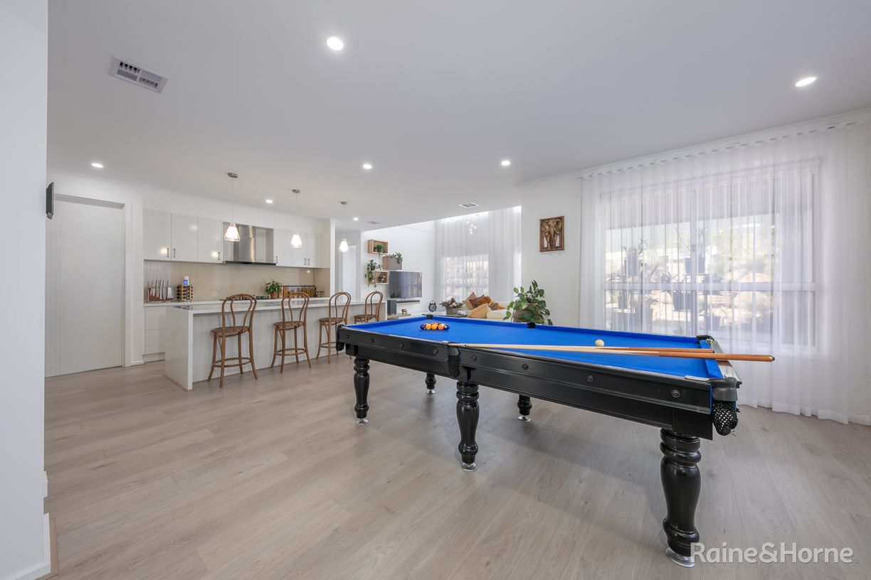 28 Iredale Promenade — photo 8 of 22