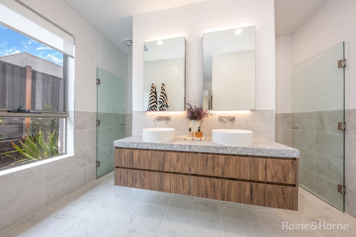 148 Elizabeth Drive — photo 12 of 22