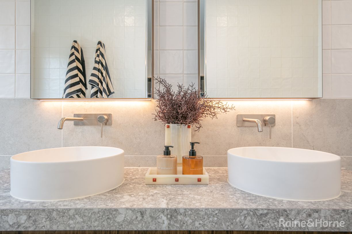 148 Elizabeth Drive — photo 13 of 22