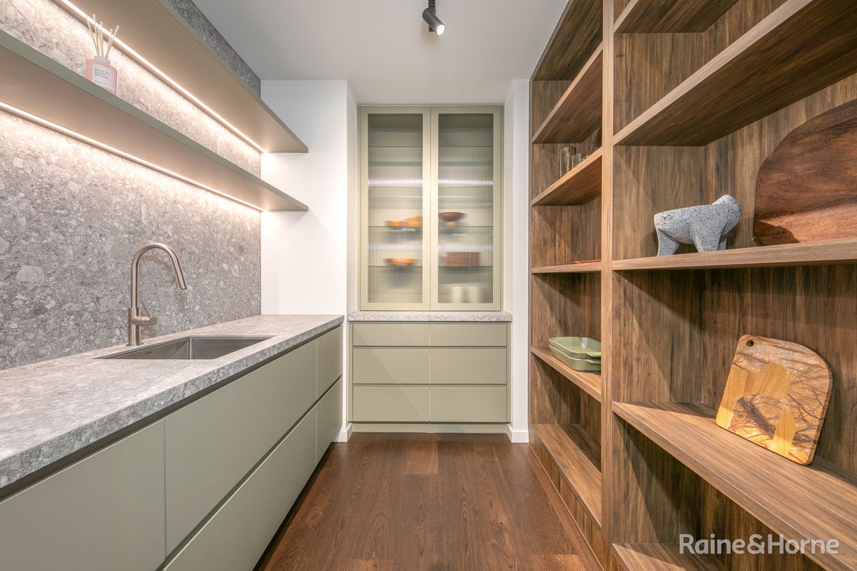 148 Elizabeth Drive — photo 6 of 22
