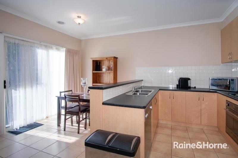 2/63 Anderson Road — photo 5 of 7