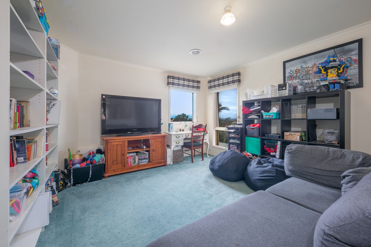 10 Doutney Court — photo 7 of 19