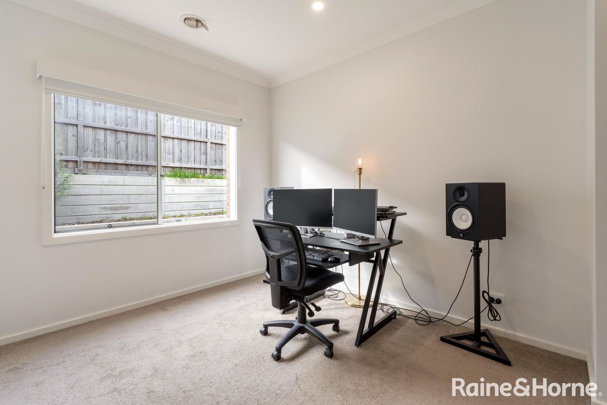 9 Olivia Street — photo 17 of 25