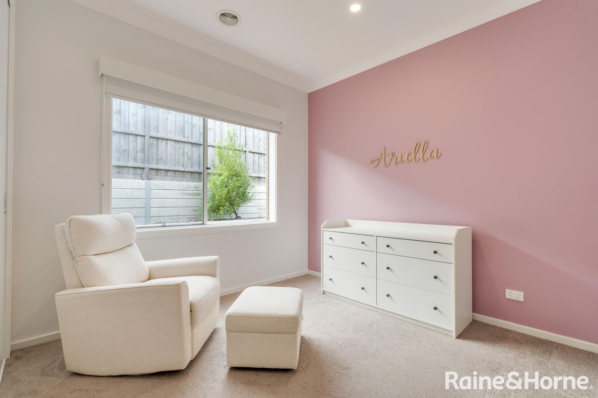 9 Olivia Street — photo 16 of 25