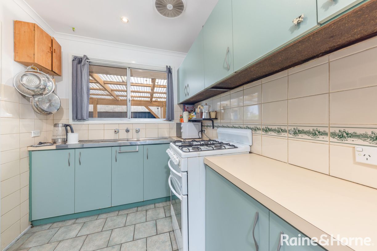 85 Riddell Road — photo 6 of 11