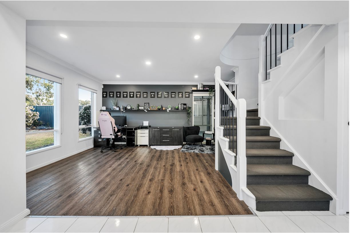 14 Peterhouse Court — photo 3 of 26