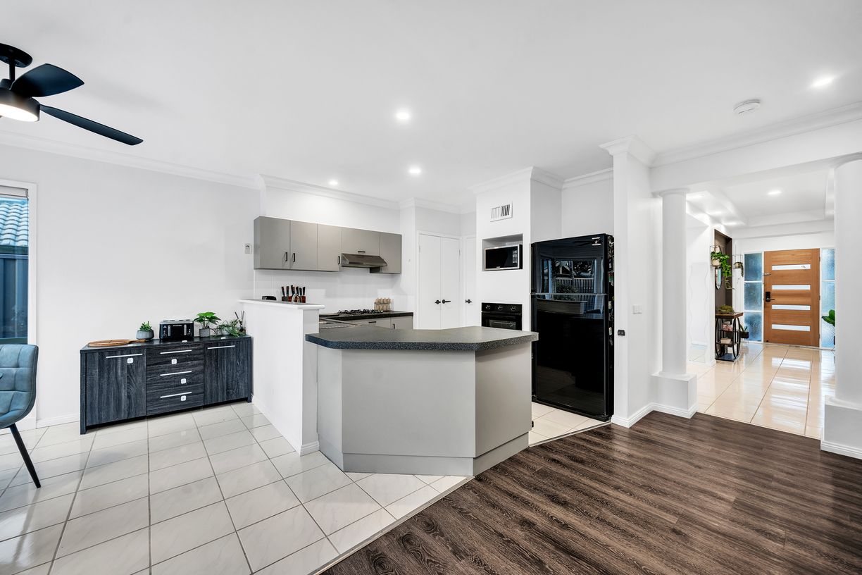 14 Peterhouse Court — photo 6 of 26