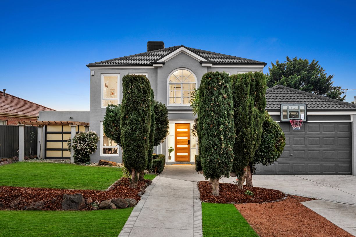14 Peterhouse Court — photo from Raine & Horne Sunbury