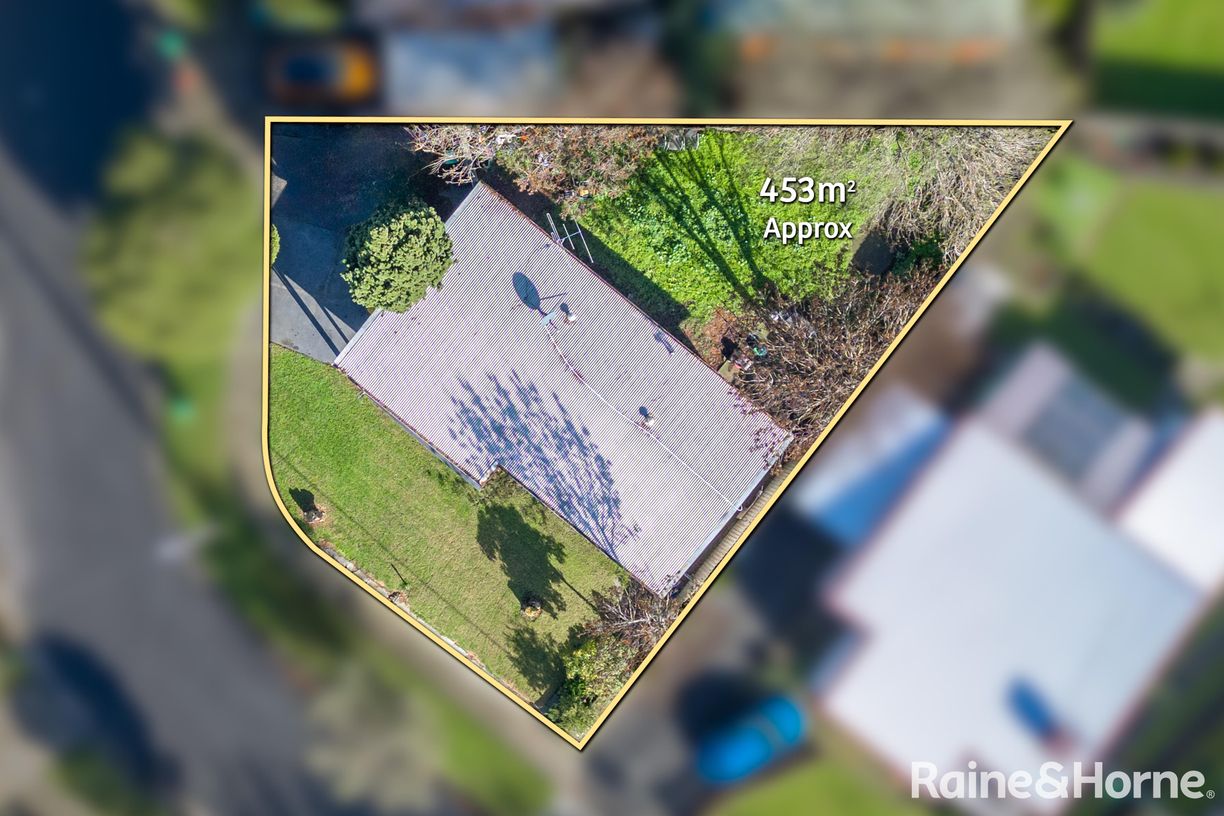 32 Hume Street — photo 3 of 16