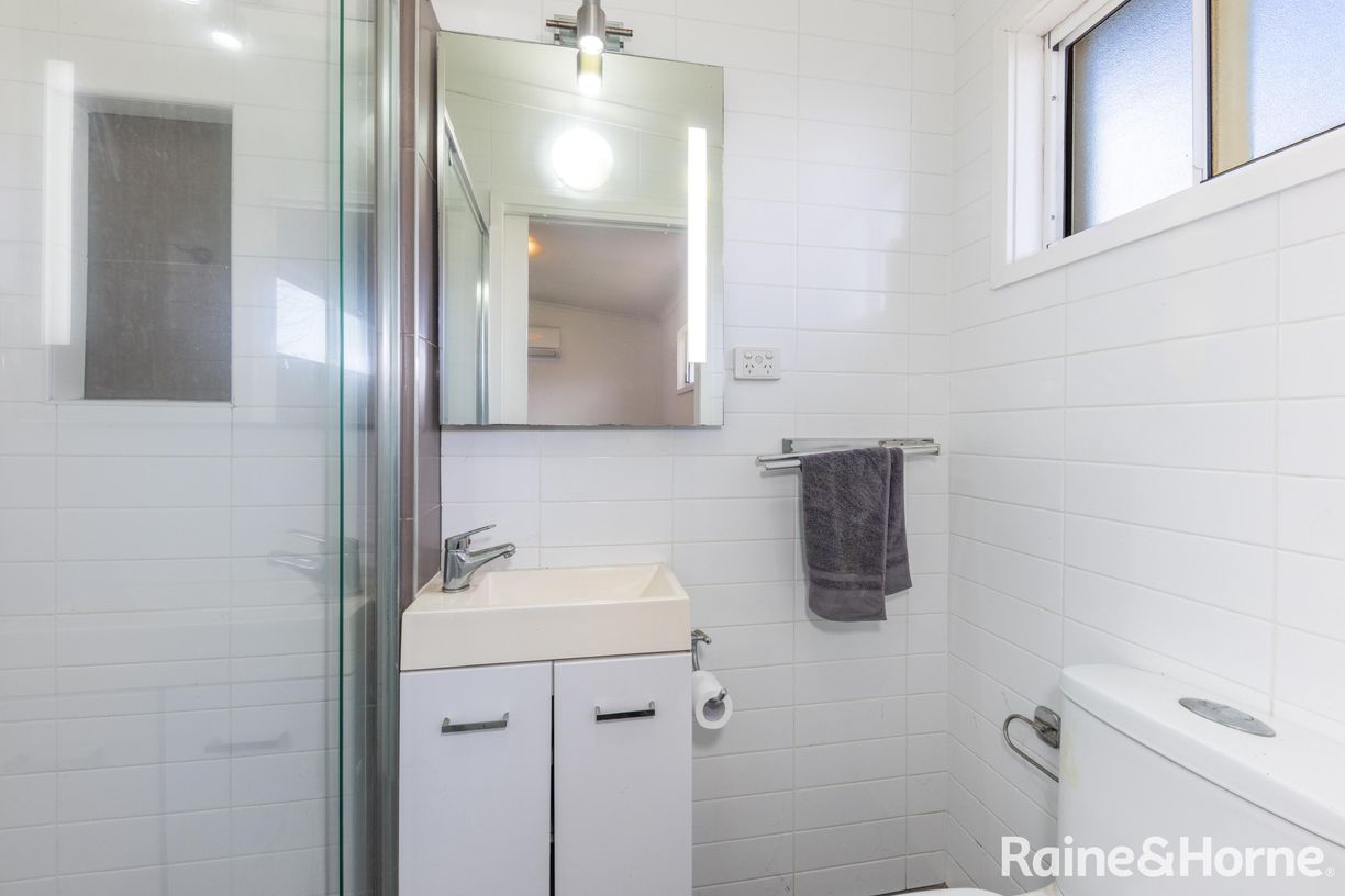 32 Hume Street — photo 8 of 16