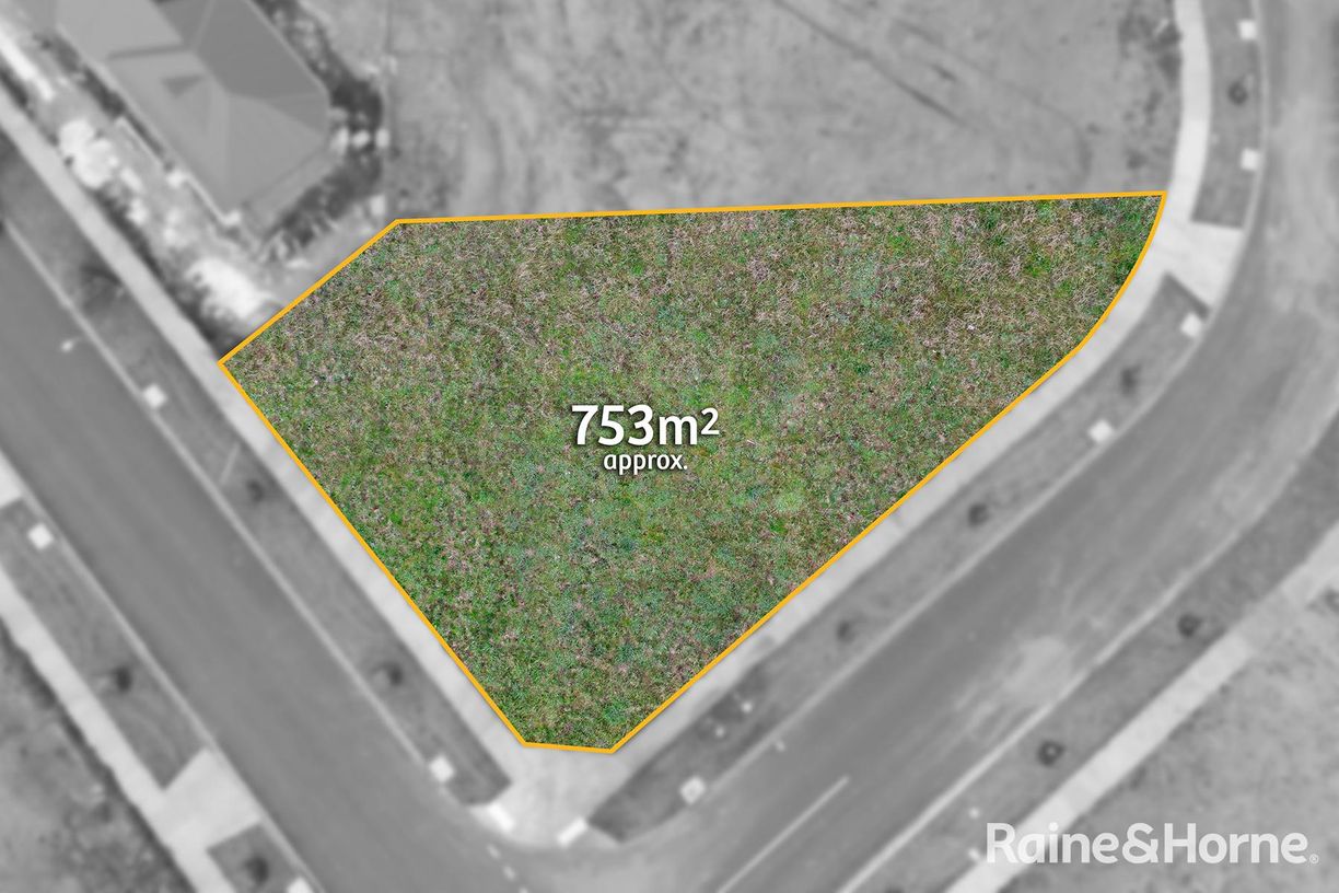 1 Grower Street — photo from Raine & Horne Sunbury