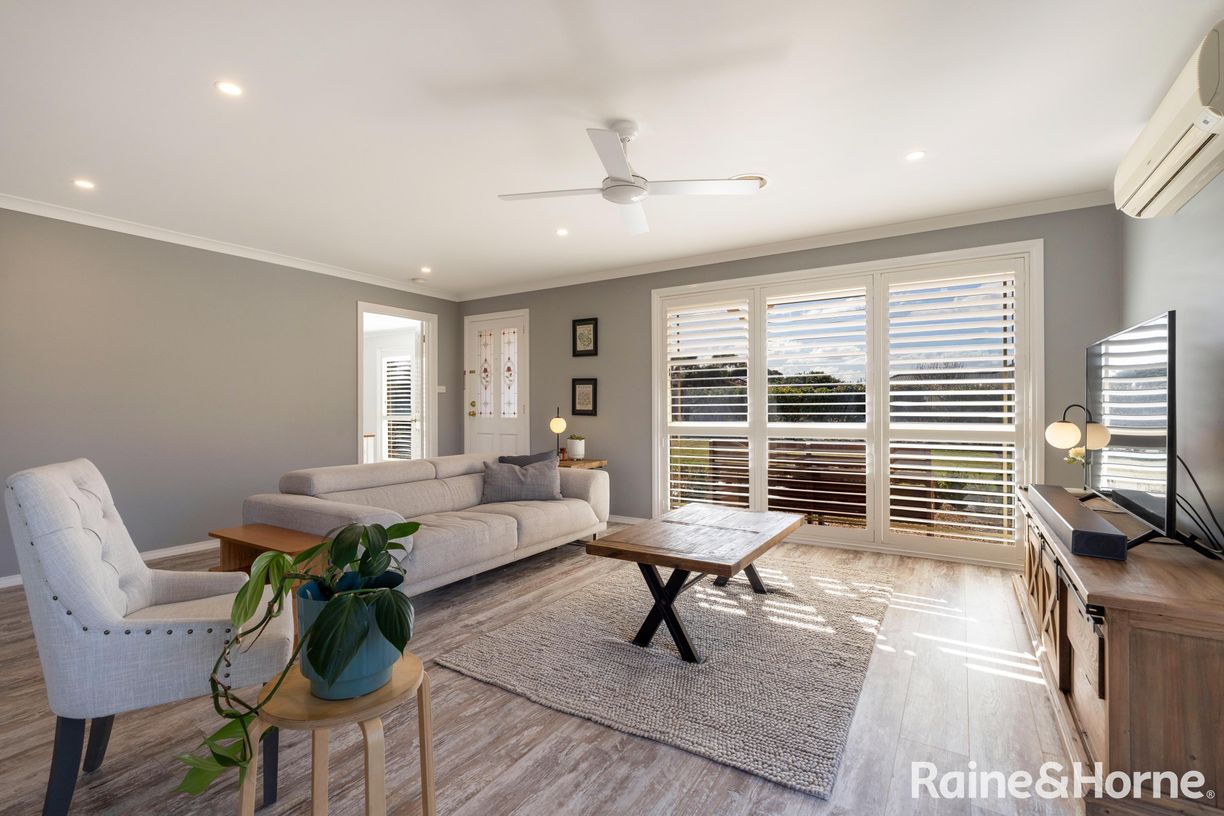 8 Southbourne Road — photo 9 of 30
