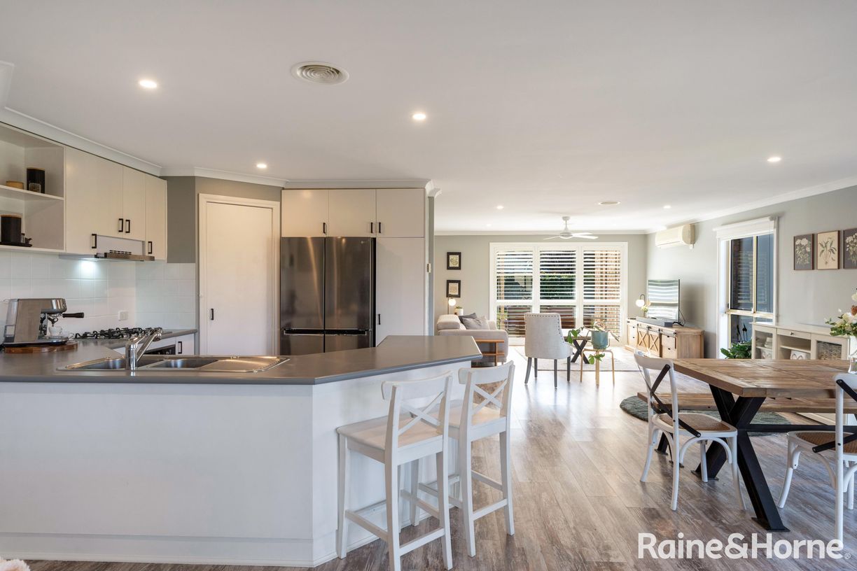 8 Southbourne Road — photo 13 of 30