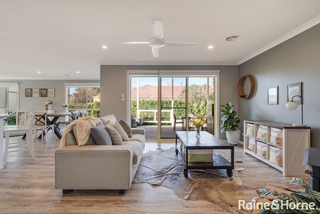 8 Southbourne Road — photo 16 of 30