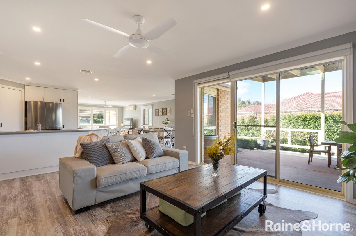 8 Southbourne Road — photo 18 of 30