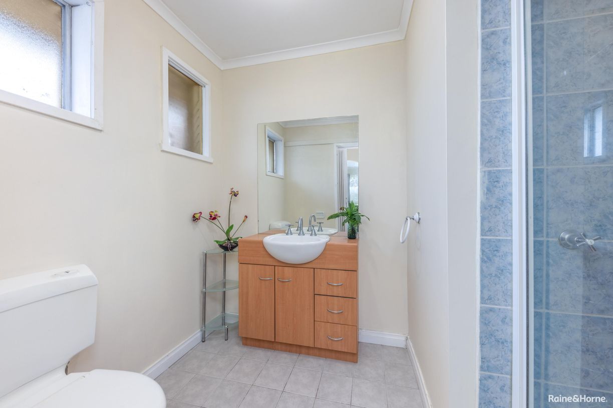 564 Elizabeth Drive — photo 8 of 14