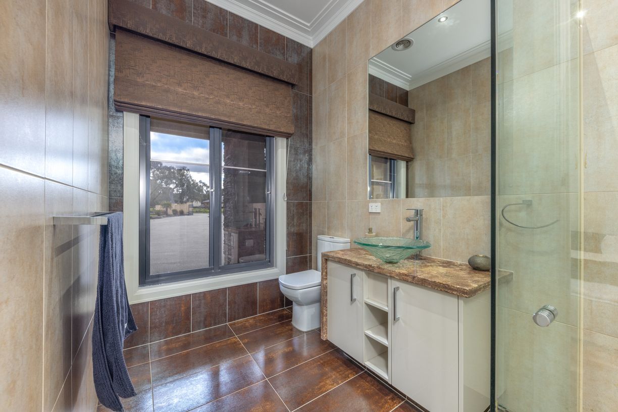 Mickleham VIC — photo 15 of 30