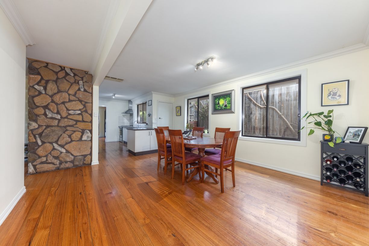 14 Blyton Crescent — photo 8 of 22