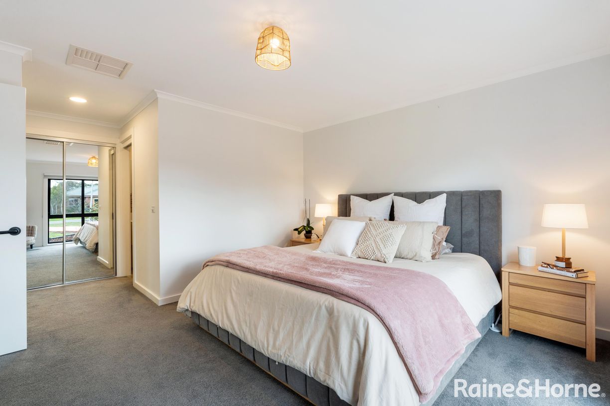 9 Cheriton Drive — photo 11 of 30