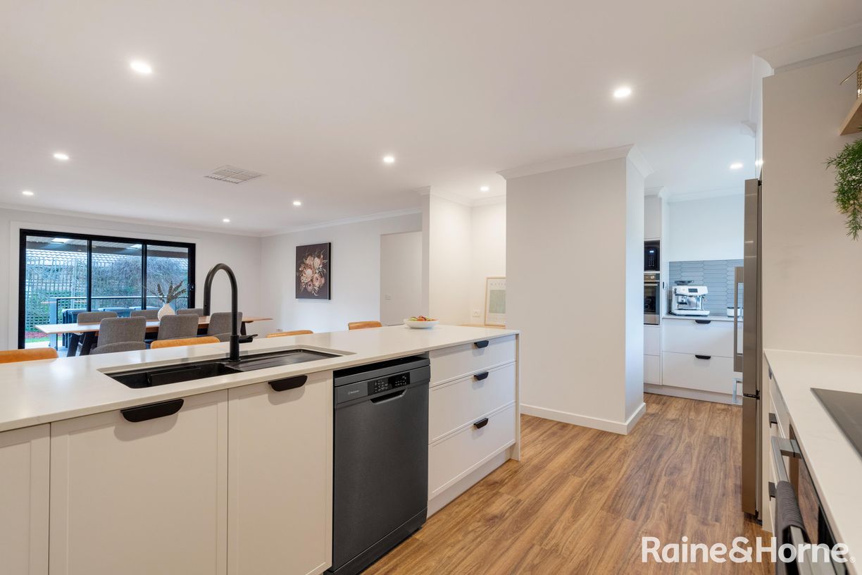 9 Cheriton Drive — photo 18 of 30