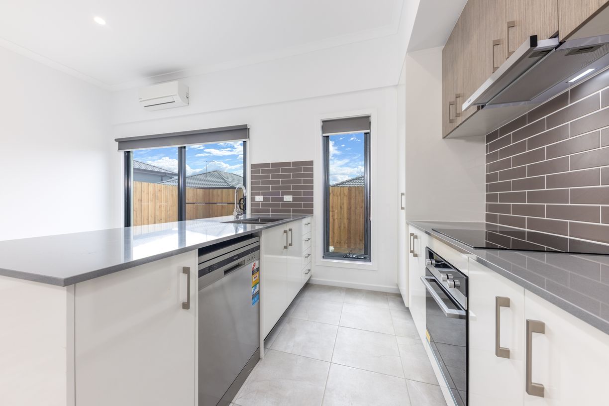 5 Altura Mews — photo 2 of 10