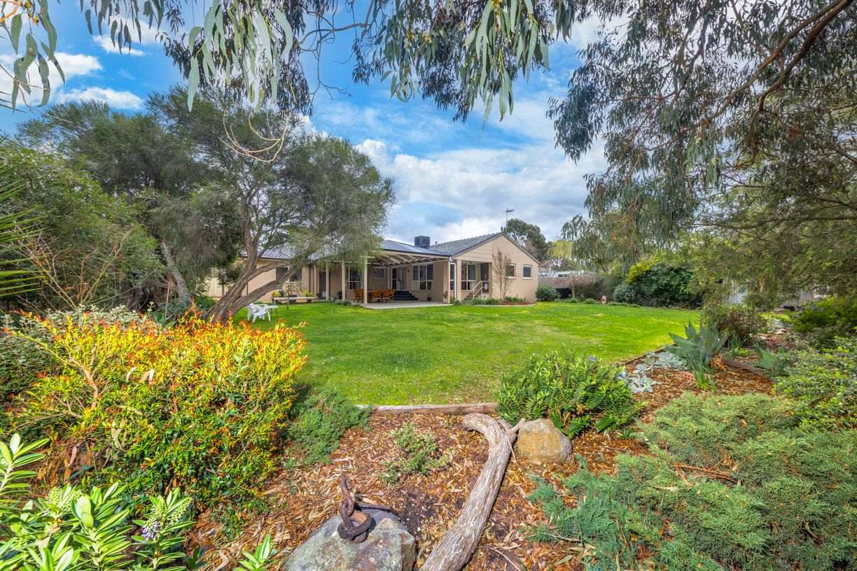 73 Racecourse Road — photo 20 of 29