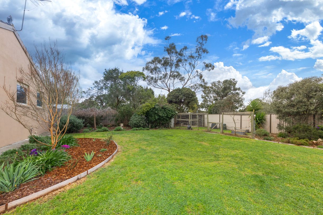 73 Racecourse Road — photo 21 of 29