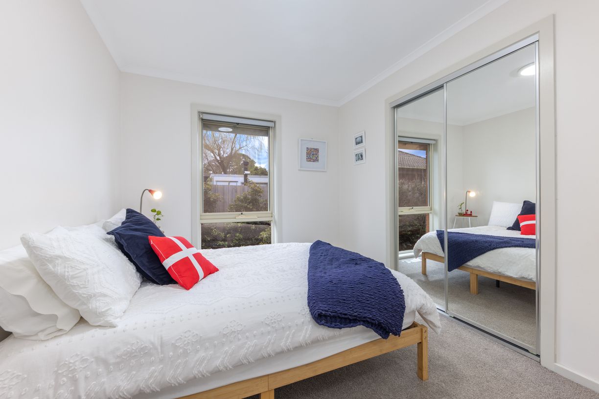 73 Racecourse Road — photo 13 of 29