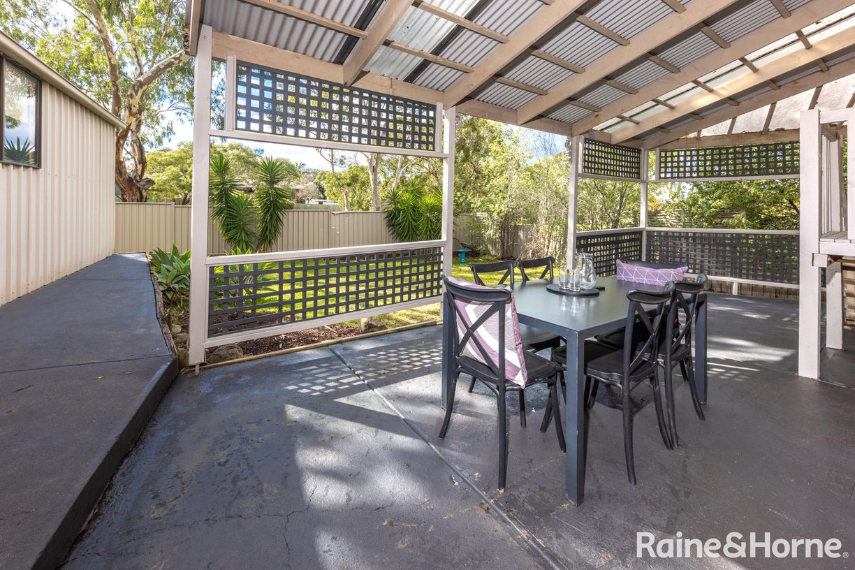 86 Melba Avenue — photo 11 of 15
