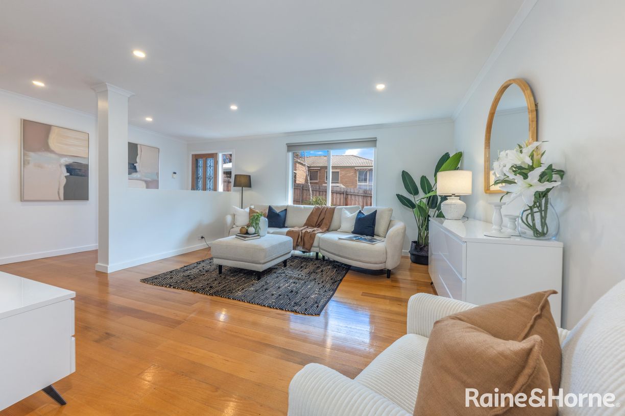 86 Melba Avenue — photo 4 of 15
