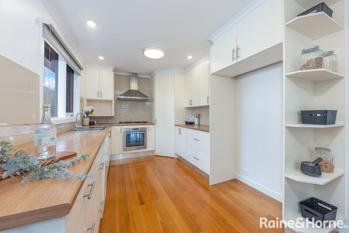 86 Melba Avenue — photo 6 of 15