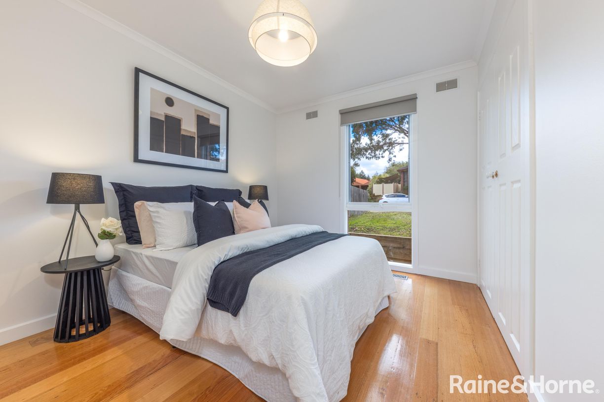 86 Melba Avenue — photo 10 of 15