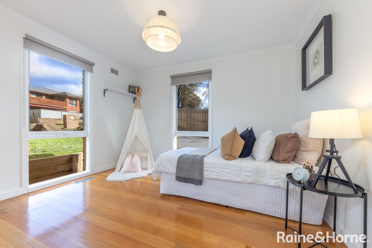 86 Melba Avenue — photo 9 of 15