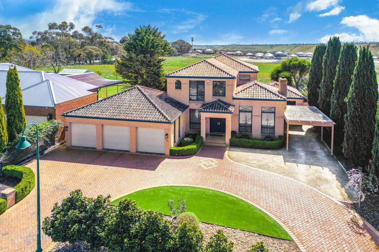 5 Hopbush Avenue — photo from Raine & Horne Sunbury