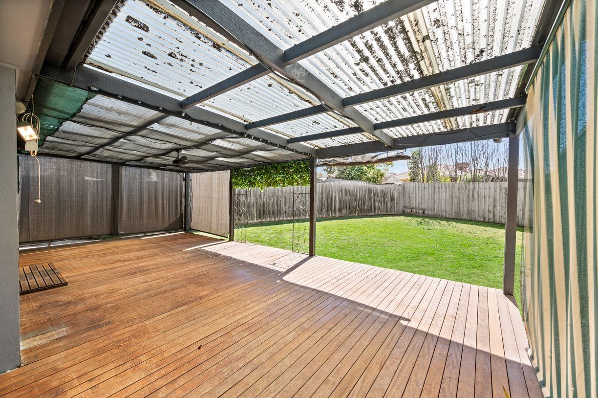 26 Blyton Crescent — photo 13 of 20