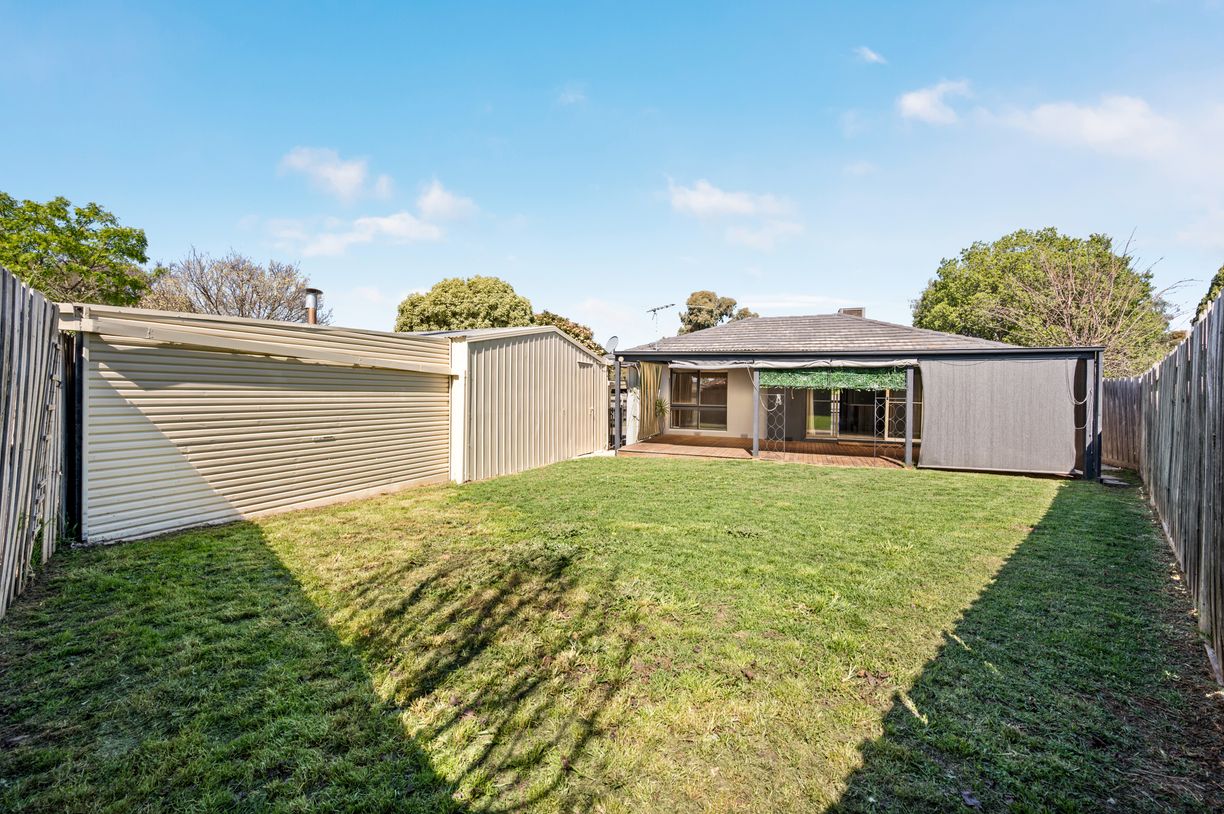 26 Blyton Crescent — photo 16 of 20