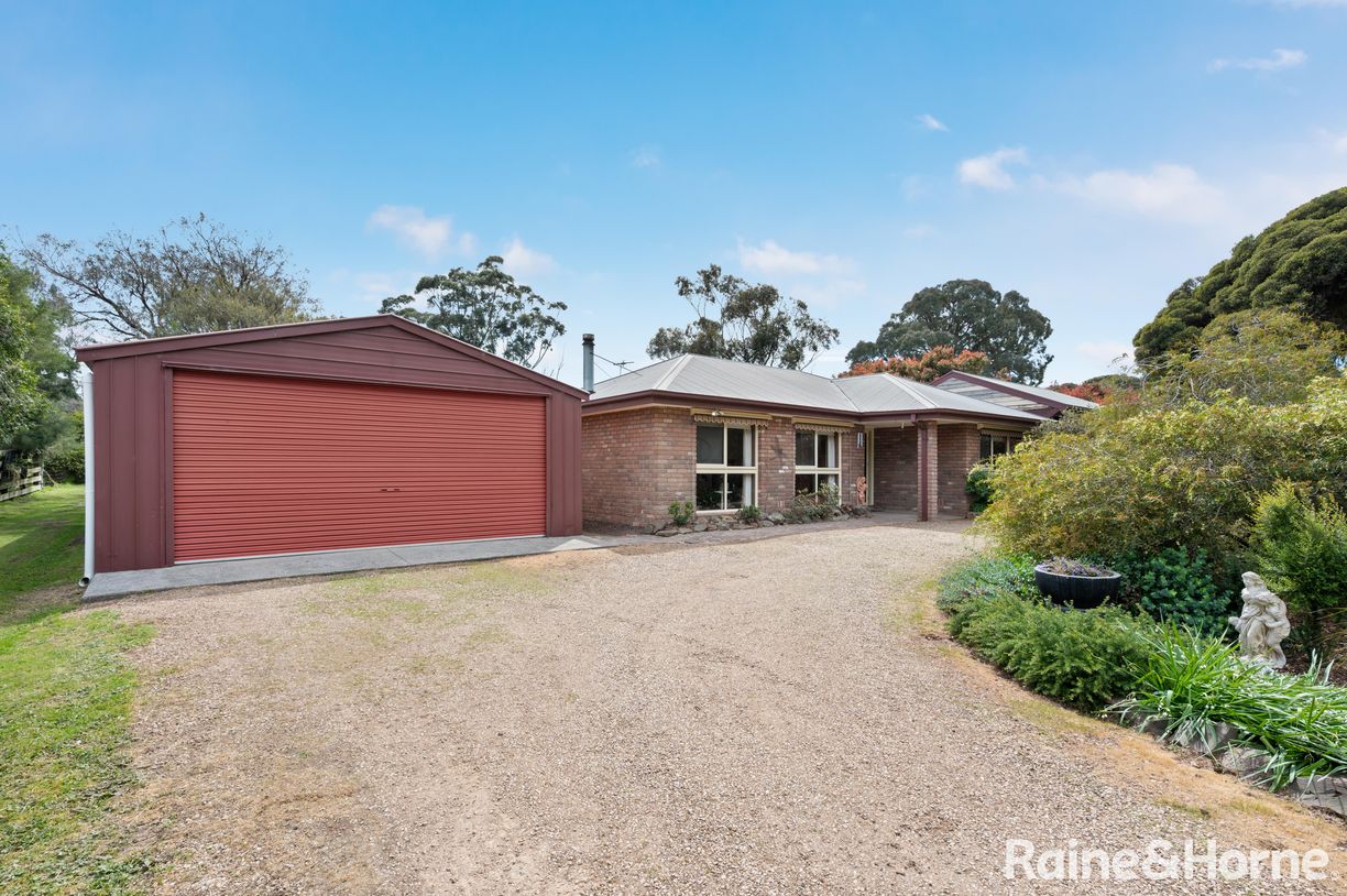 12 Plantation Road — photo 2 of 30