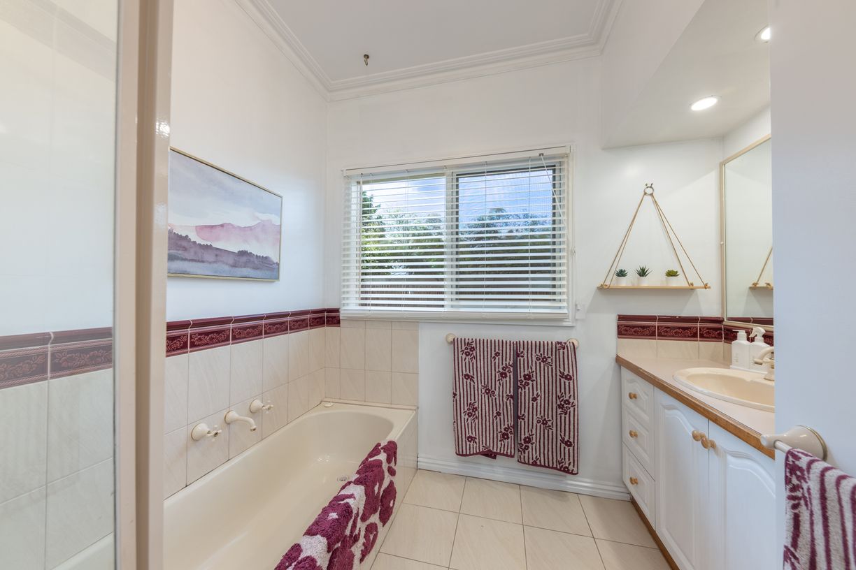 83 Balmoral Circuit — photo 13 of 26
