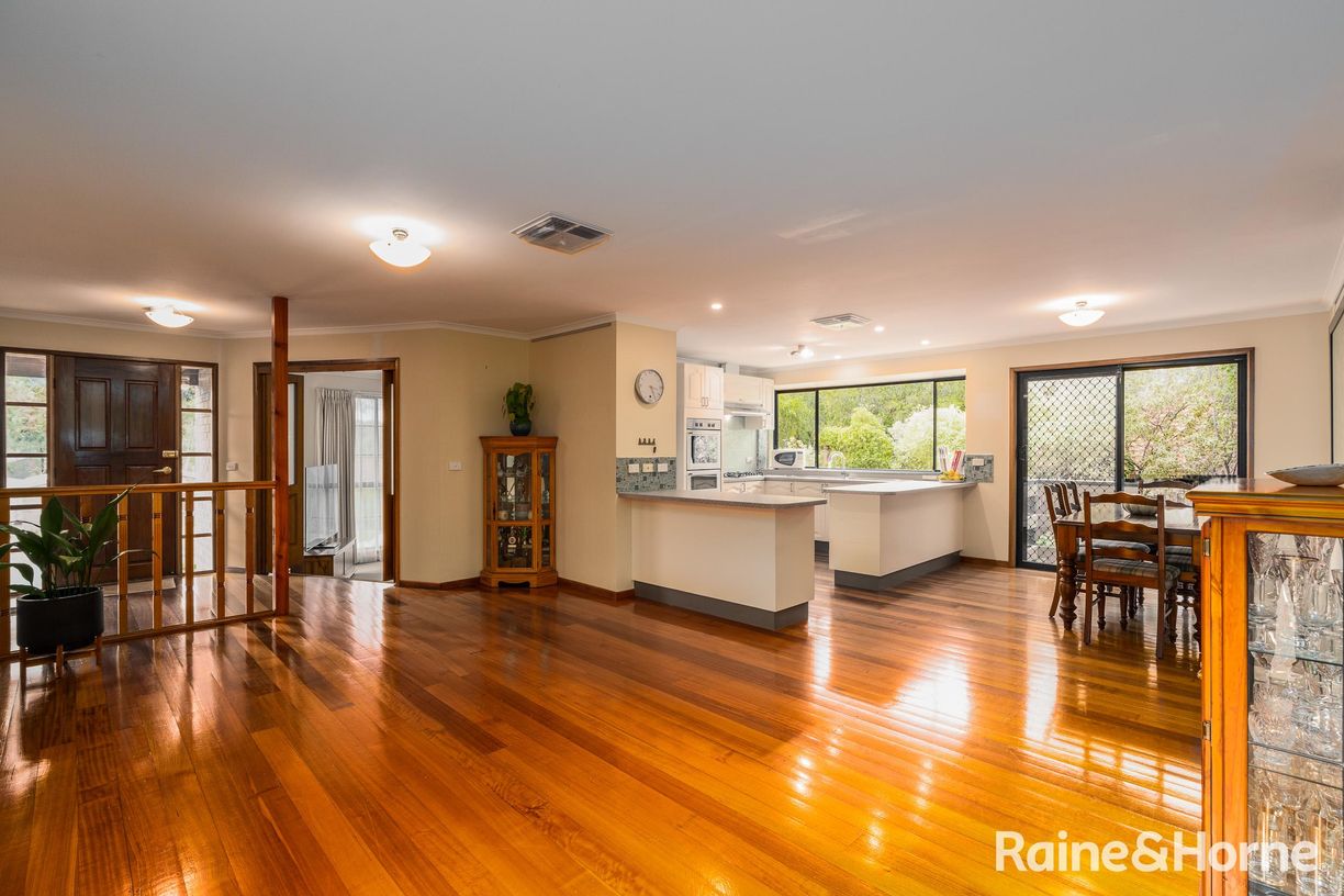 85 Melba Avenue — photo 5 of 15