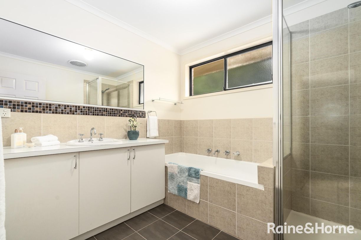 85 Melba Avenue — photo 11 of 15