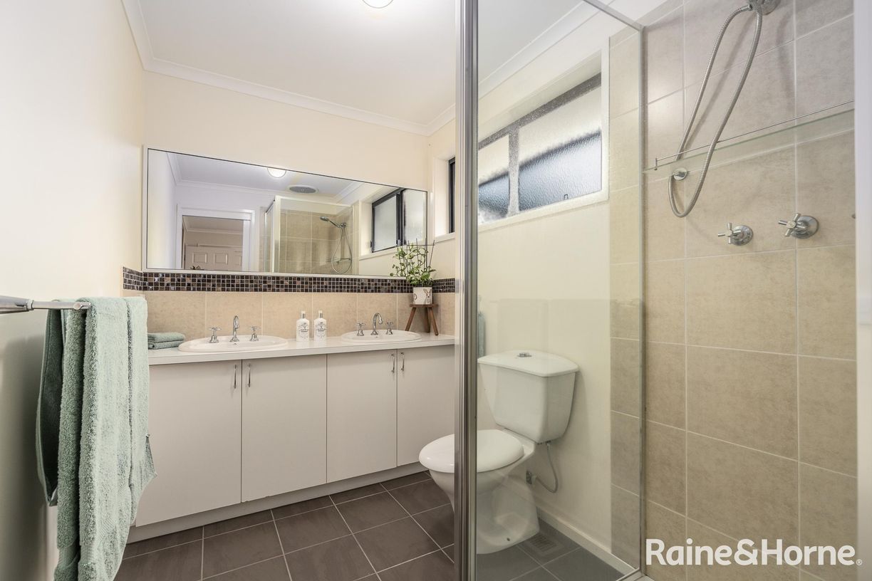 85 Melba Avenue — photo 9 of 15