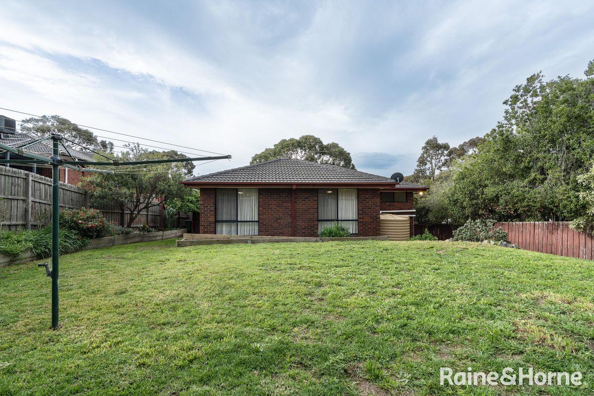 85 Melba Avenue — photo 13 of 15