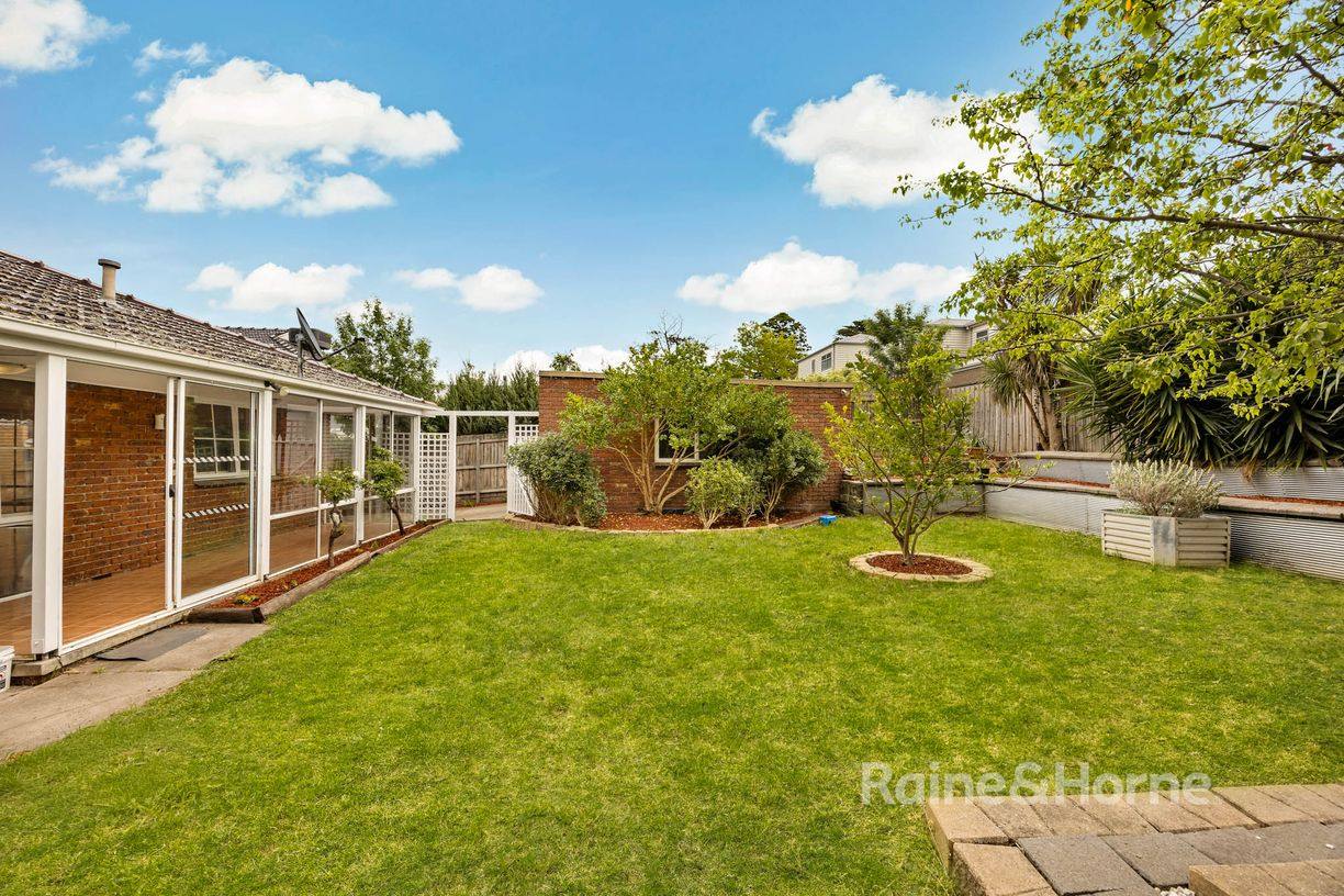 71 Brook Street — photo 16 of 22